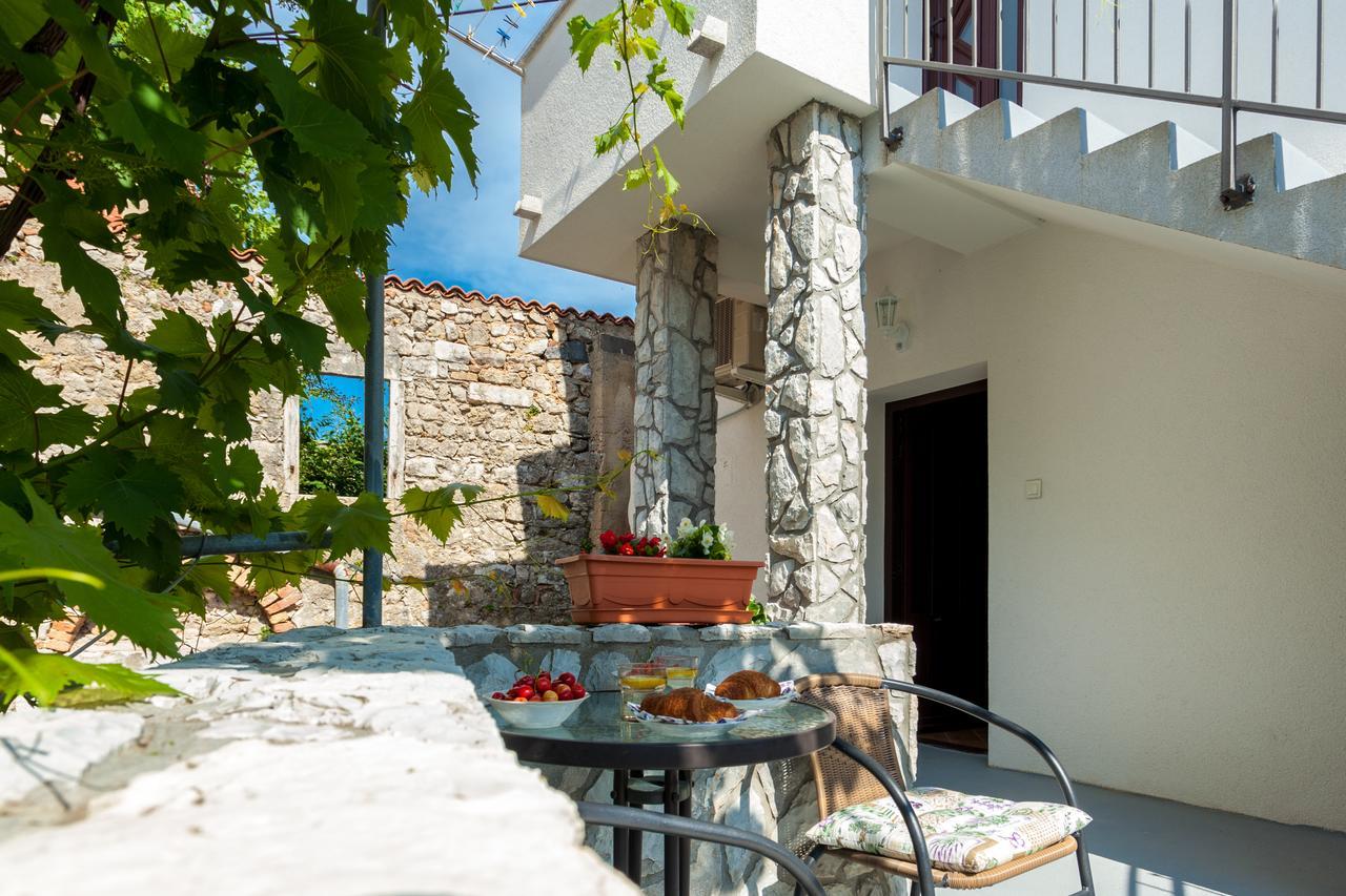 Apartment Placido Krk Krk Town Zewnętrze zdjęcie